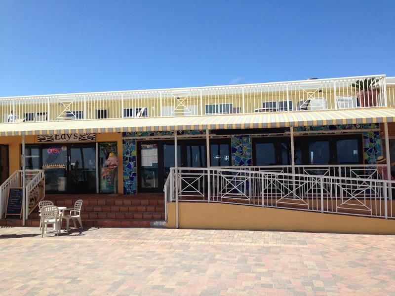 Hotel La Terrace Oceanfront 3*