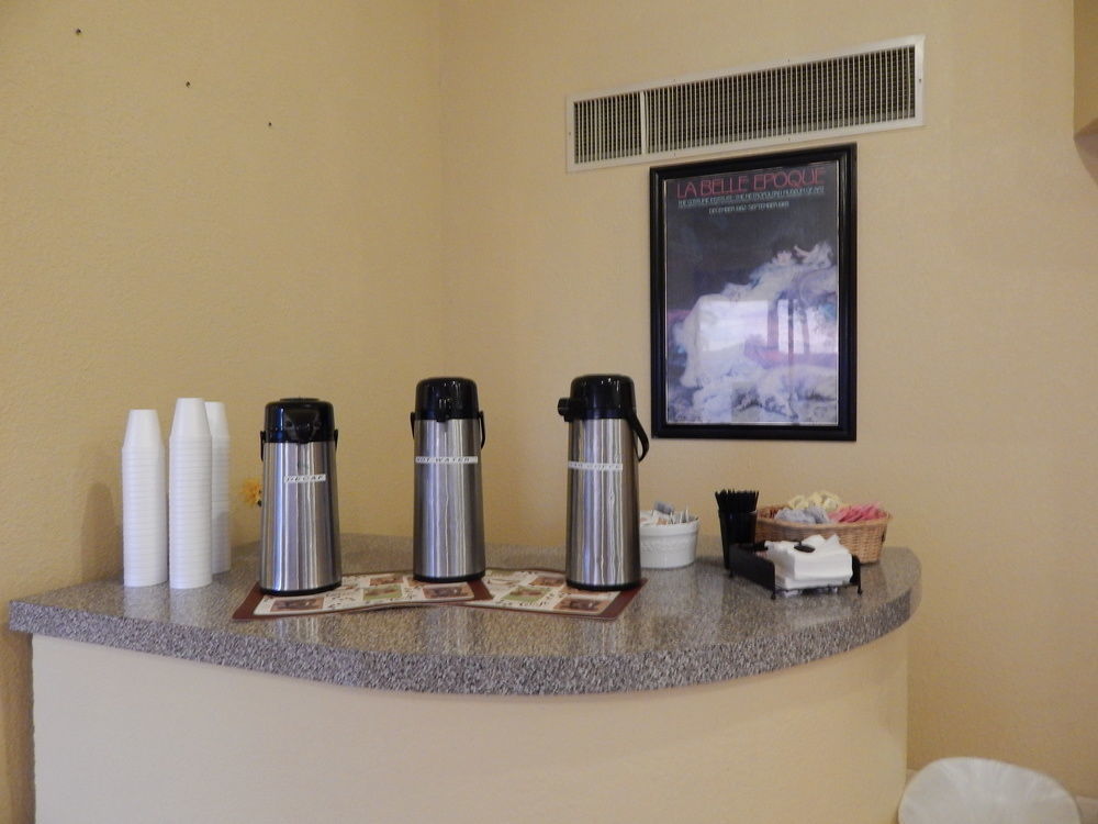 Hotel North Miami Gardens & (adults Only) 2*