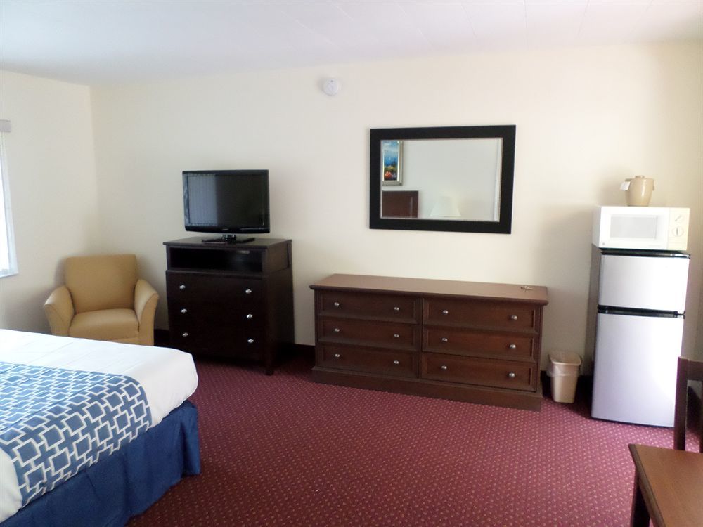 Motel Surf Side 2*