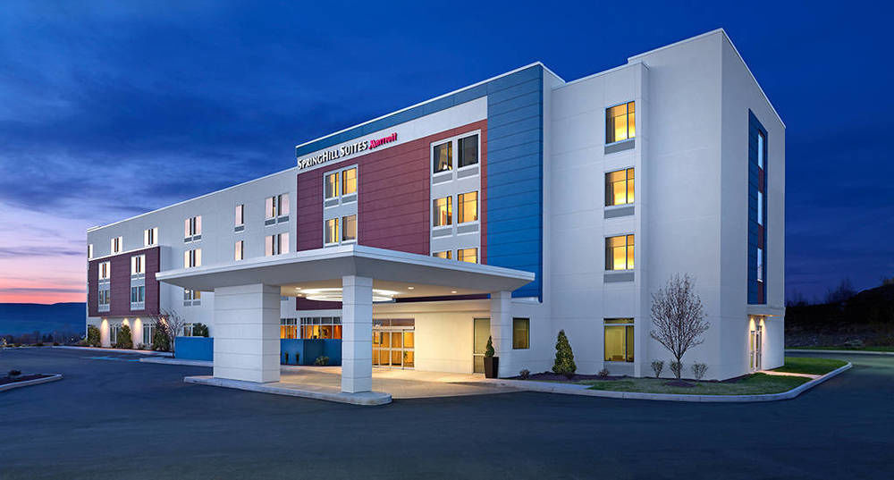 Hotel Springhill By Marriott 4*