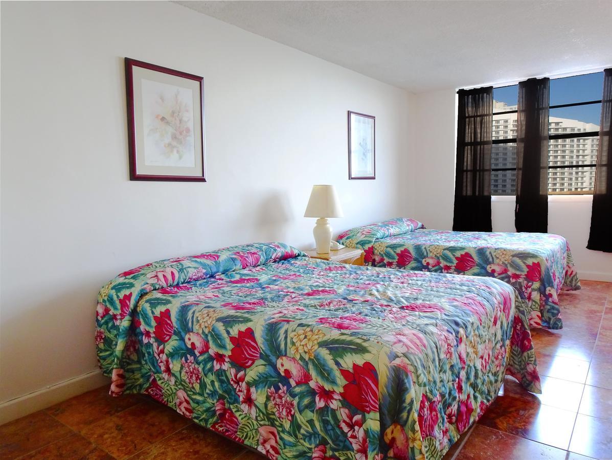 Four Ambassadors Apartments Apartment