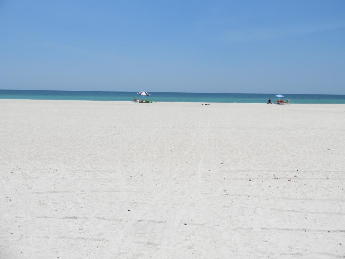 Seabreeze At Anna Maria Island Aparthotel 2*