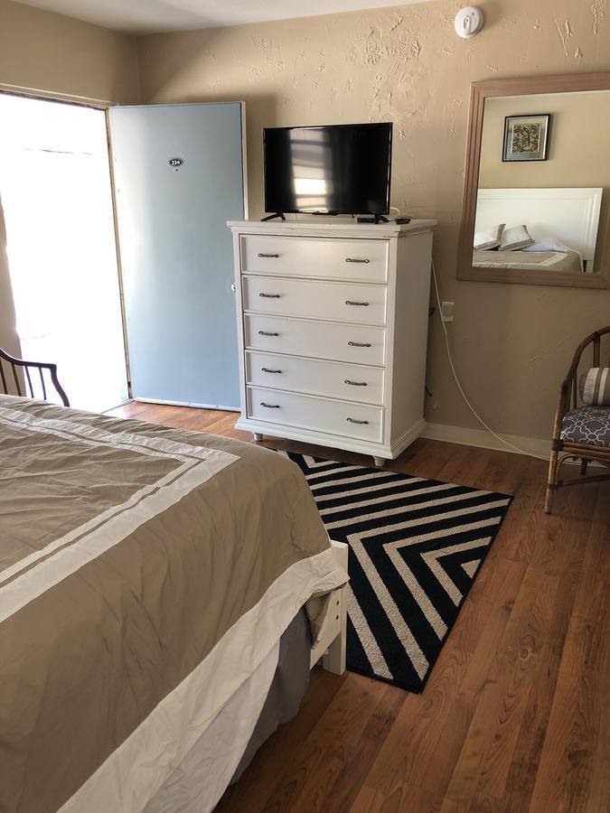 Pennwood Motor Motel 2*
