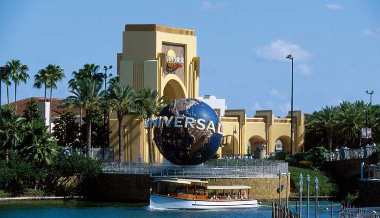 Doubletree By Hilton At The Entrance To Universal