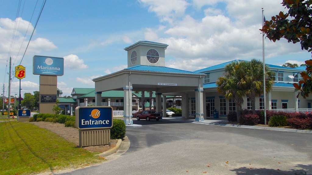 Baymont By Wyndham Hotel
