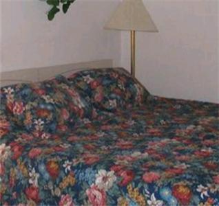 Deerfield Buccaneer Hotel 3*