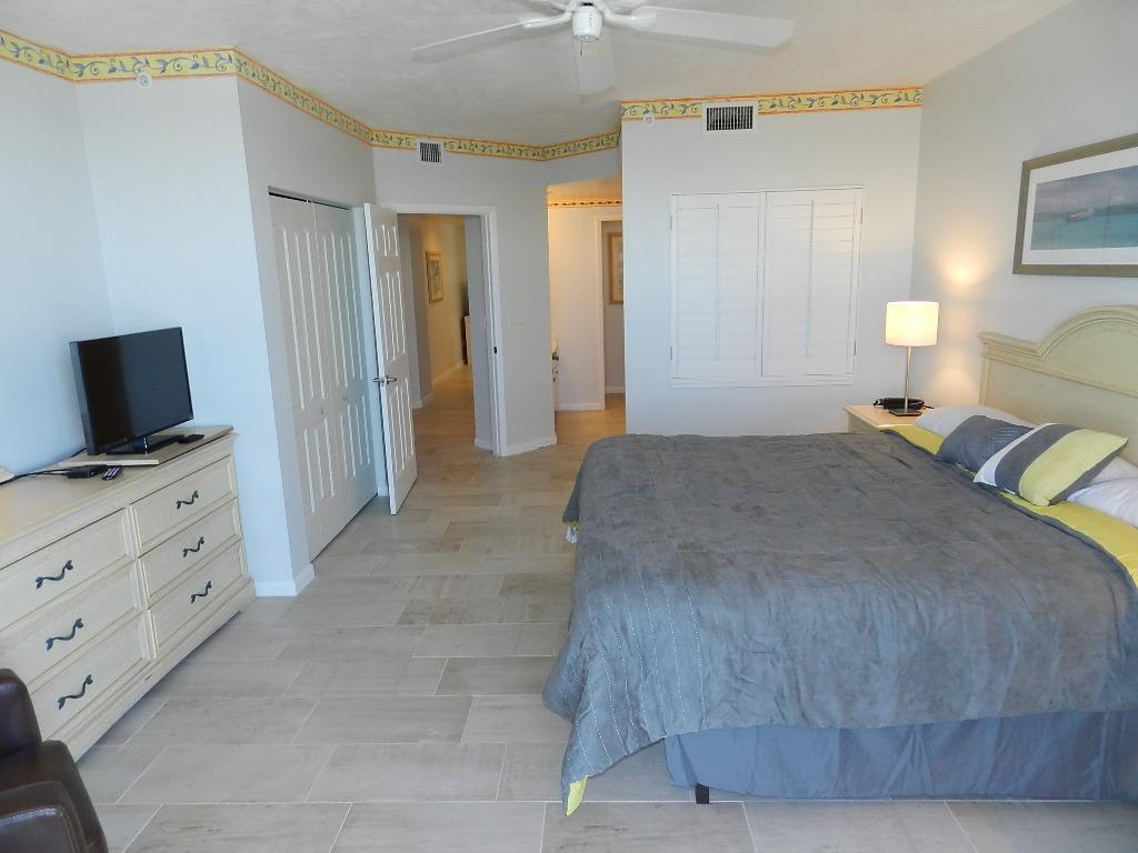 Apartment 2 Bedroom Direct Oceanfront Wyndham Ocean Walk - Daytona Funland 1601 Daytona Beach