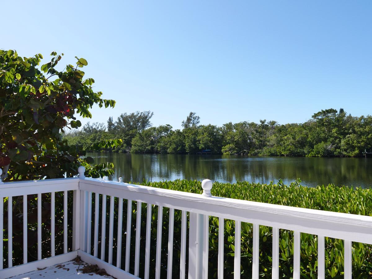 Siesta Key Bungalows Resort