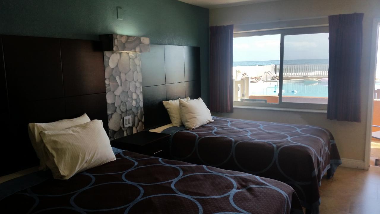 Motel Driftwood