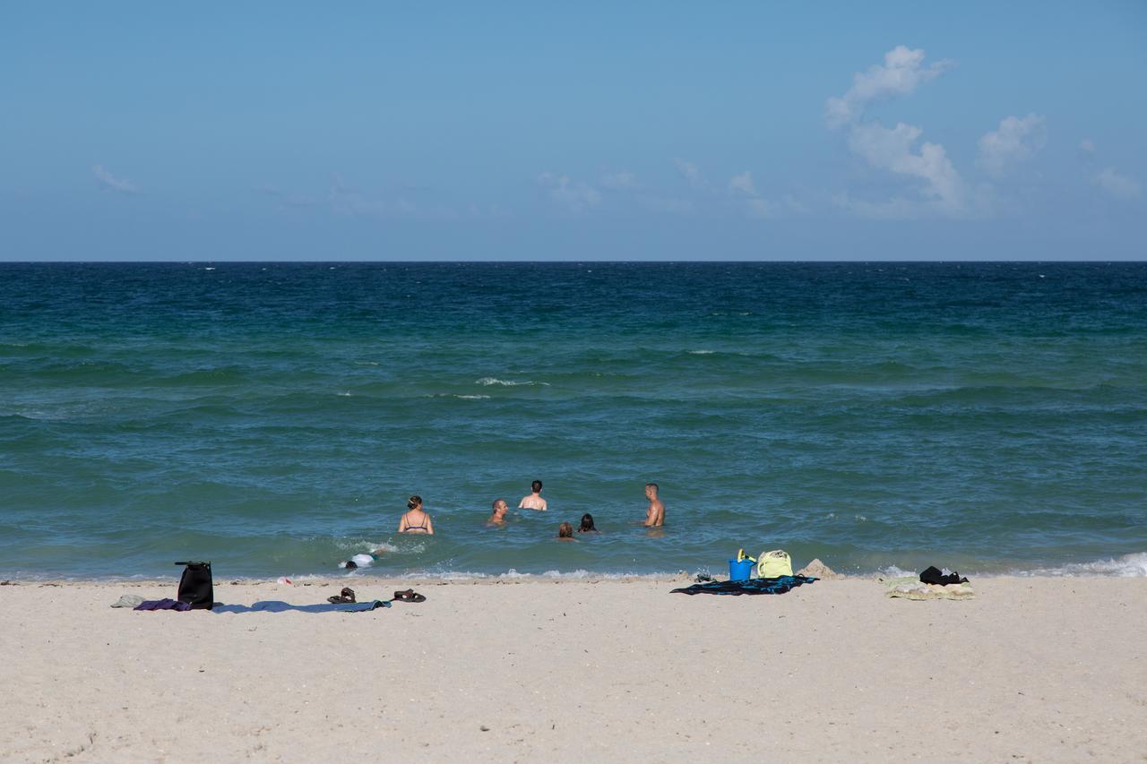 Thunderbird 2* Sunny Isles Beach
