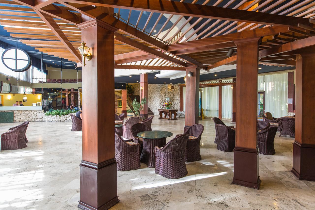 Thunderbird Hotel Sunny Isles Beach
