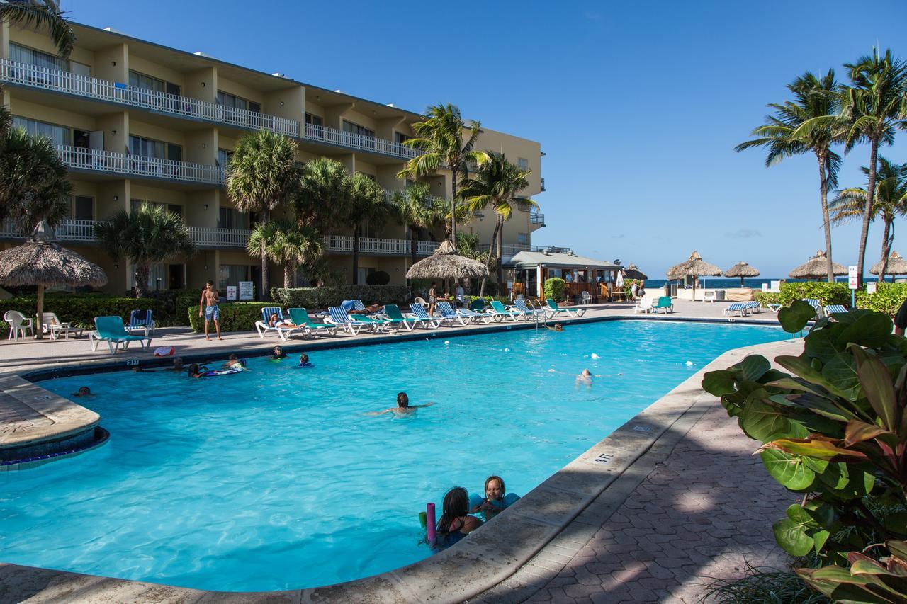 Thunderbird Hotel 2*