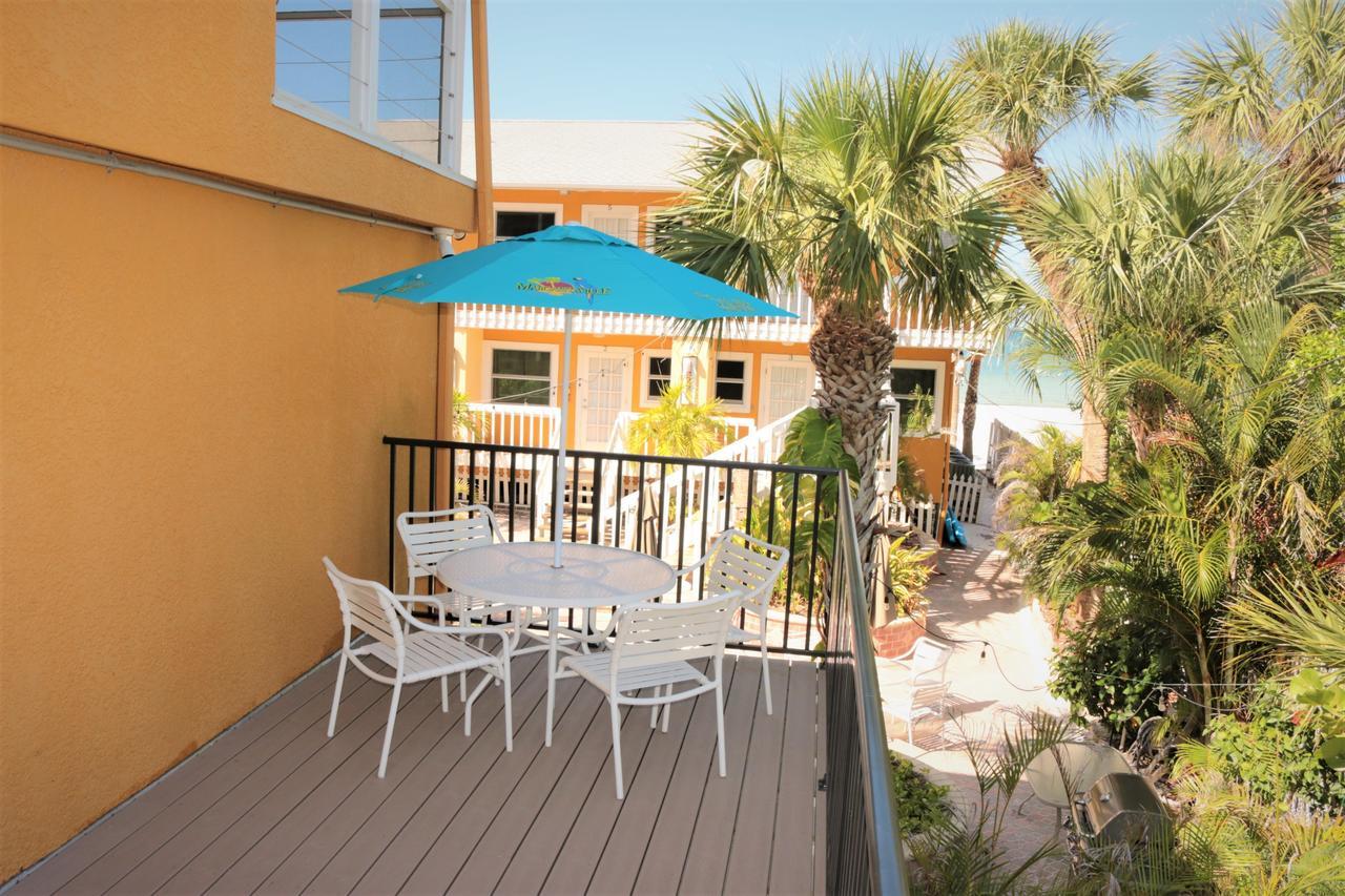 Tiki On The Beach Fort Myers Beach