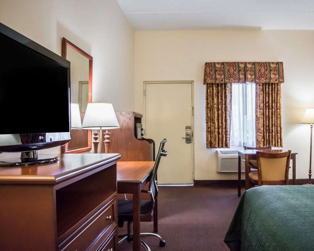 Quality Inn Weeki Wachee