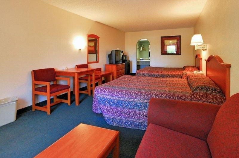 Motel Super 8 - N.a.s. / Corry Area 2*