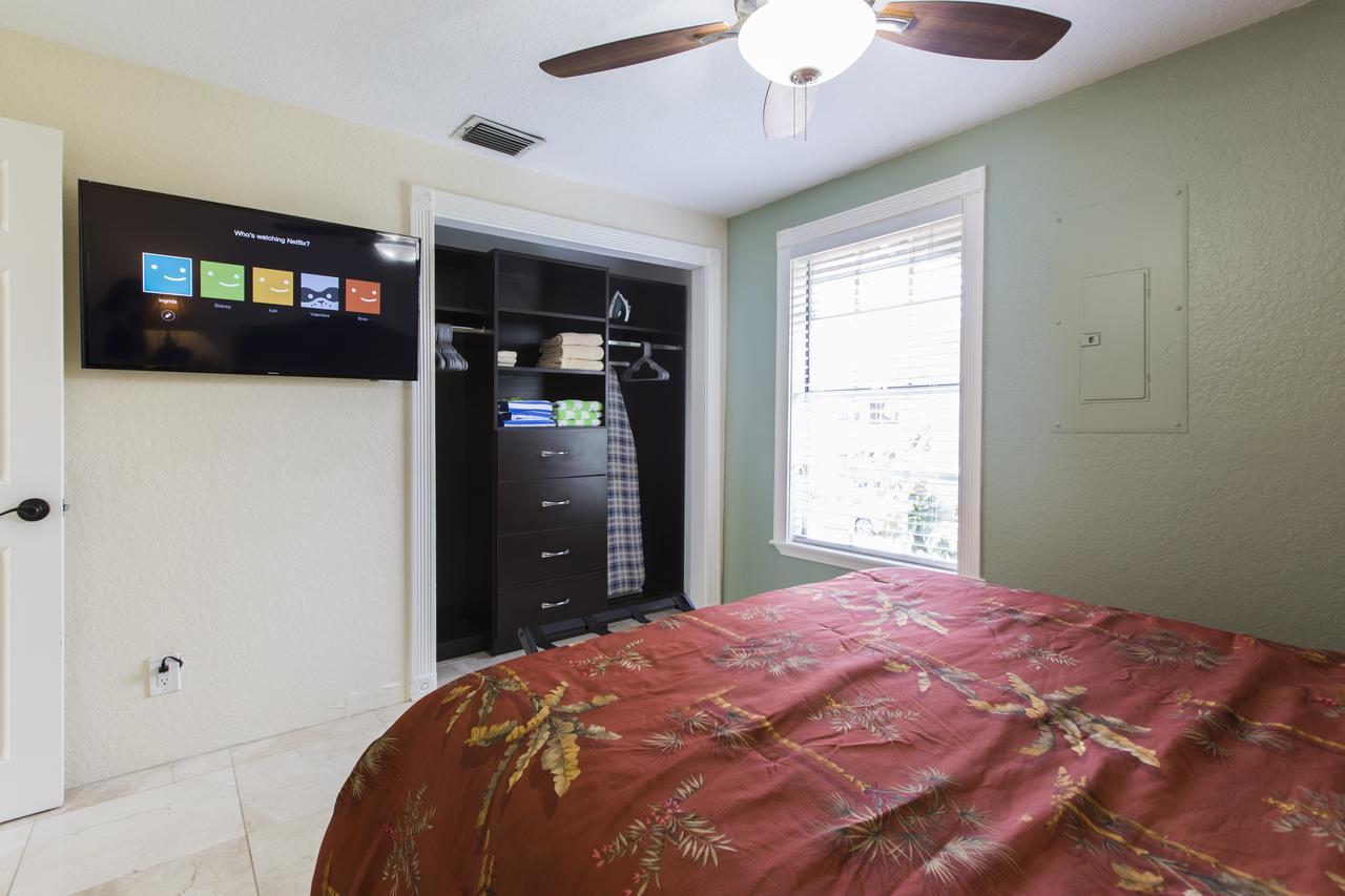 Tropical Garden Bungalow B Holiday home West Palm Beach