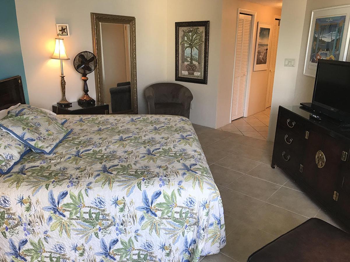 Surfside 3*