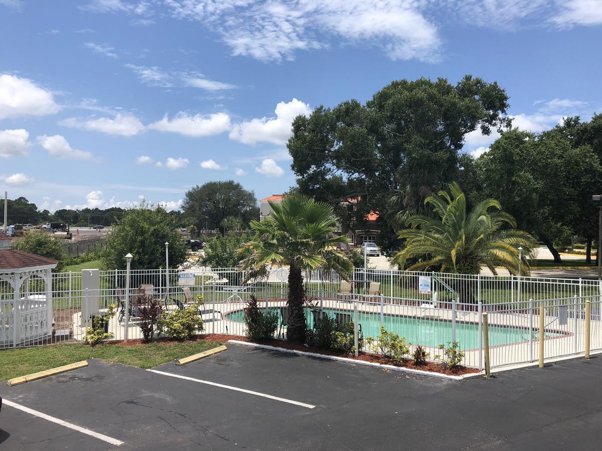 Days By Wyndham I-75 Hotel Bradenton