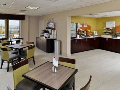 Express & Tampa-rocky Point Island By Ihg Hotel Tampa