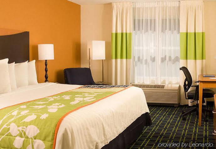 Fairfield & By Marriott Orlando Buena Vista Hotel