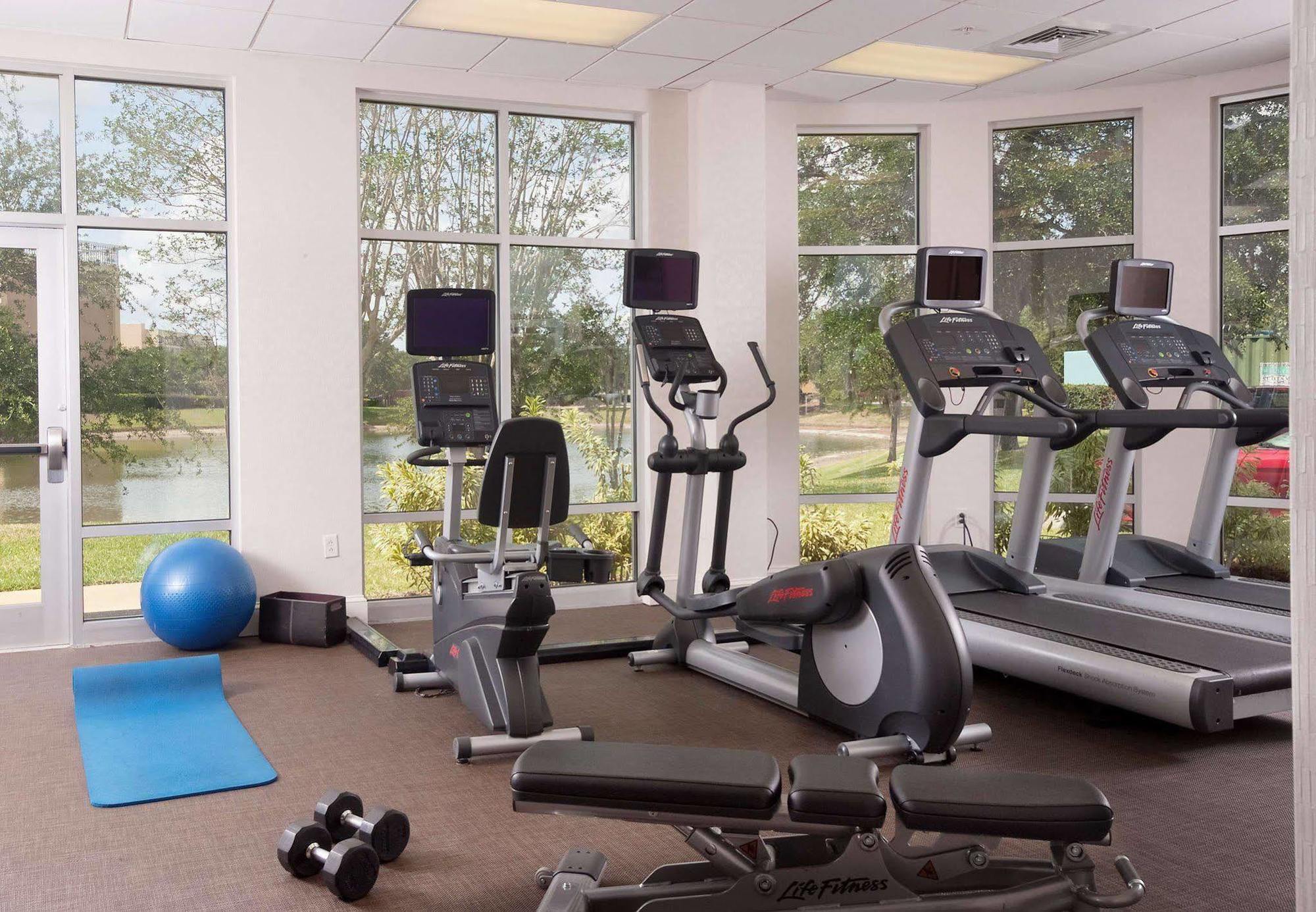 Hotel Springhill Airport 3*