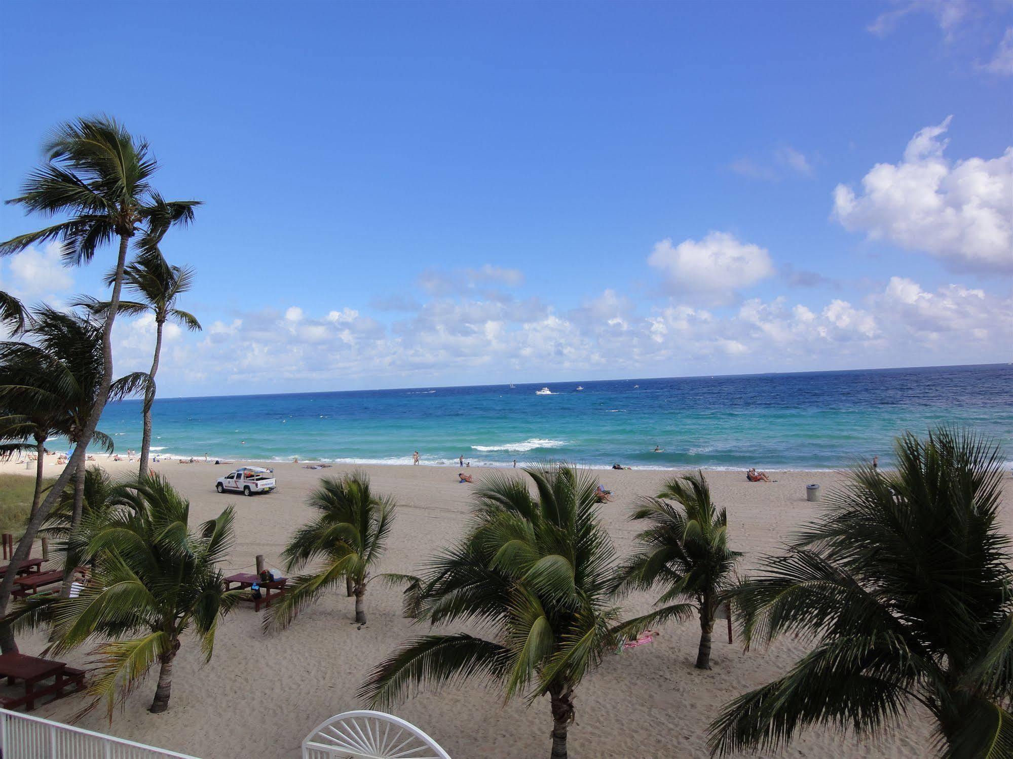 Hotel Oceans & Pompano Beach