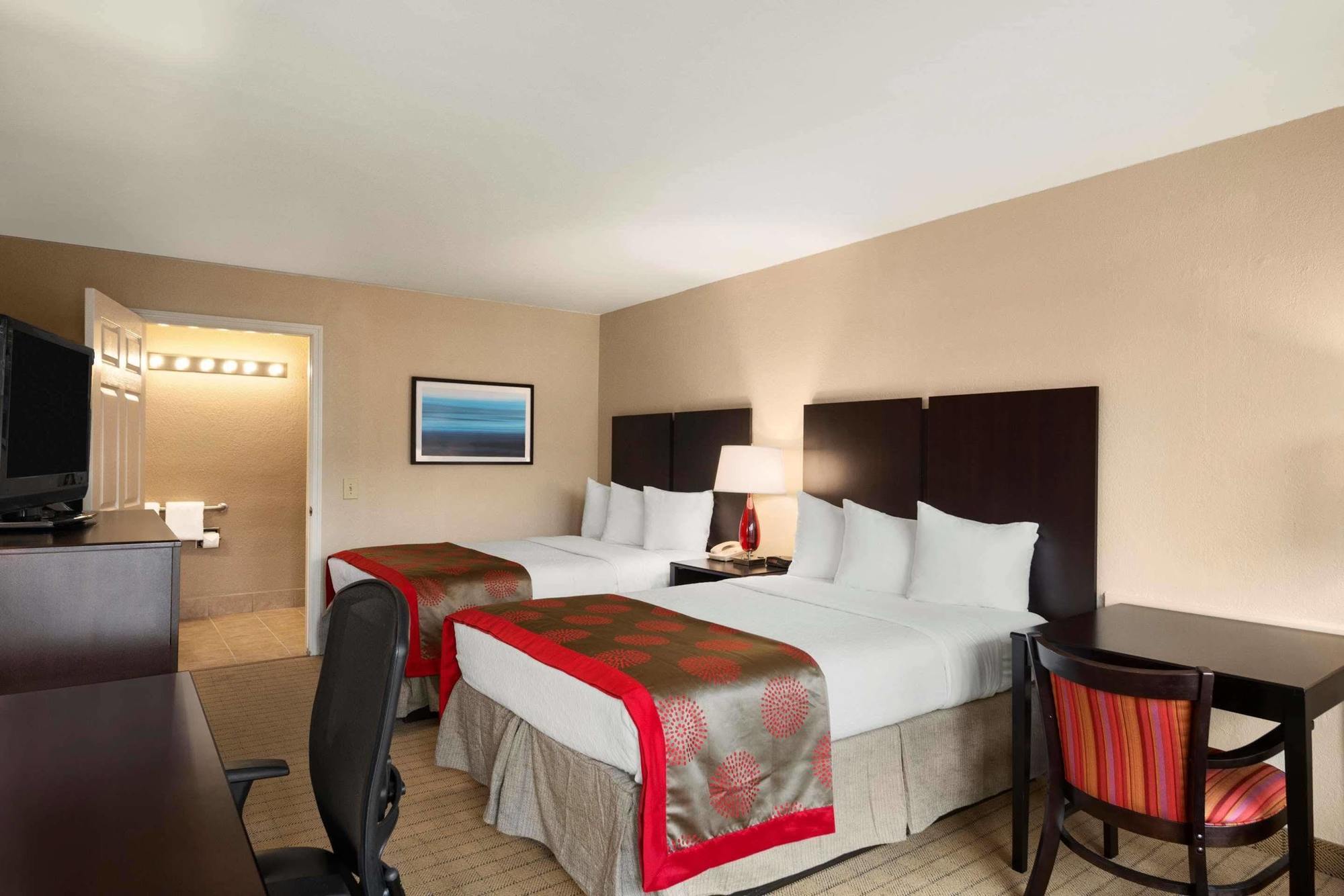 Collins 3* Naples