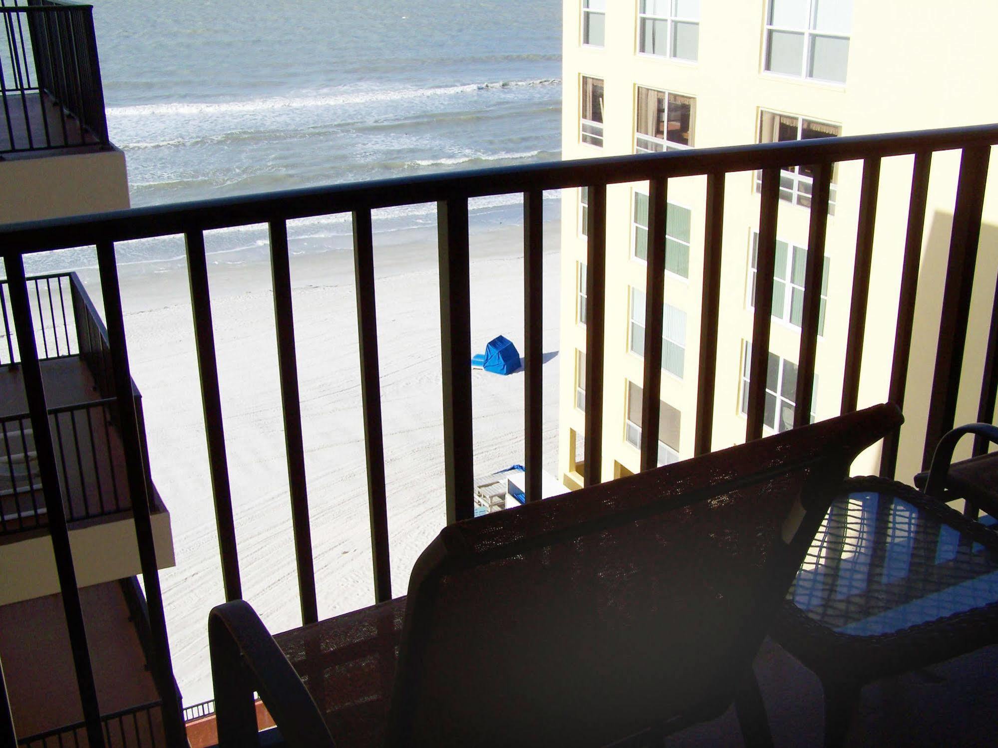Hotel Las Brisas Madeira Beach
