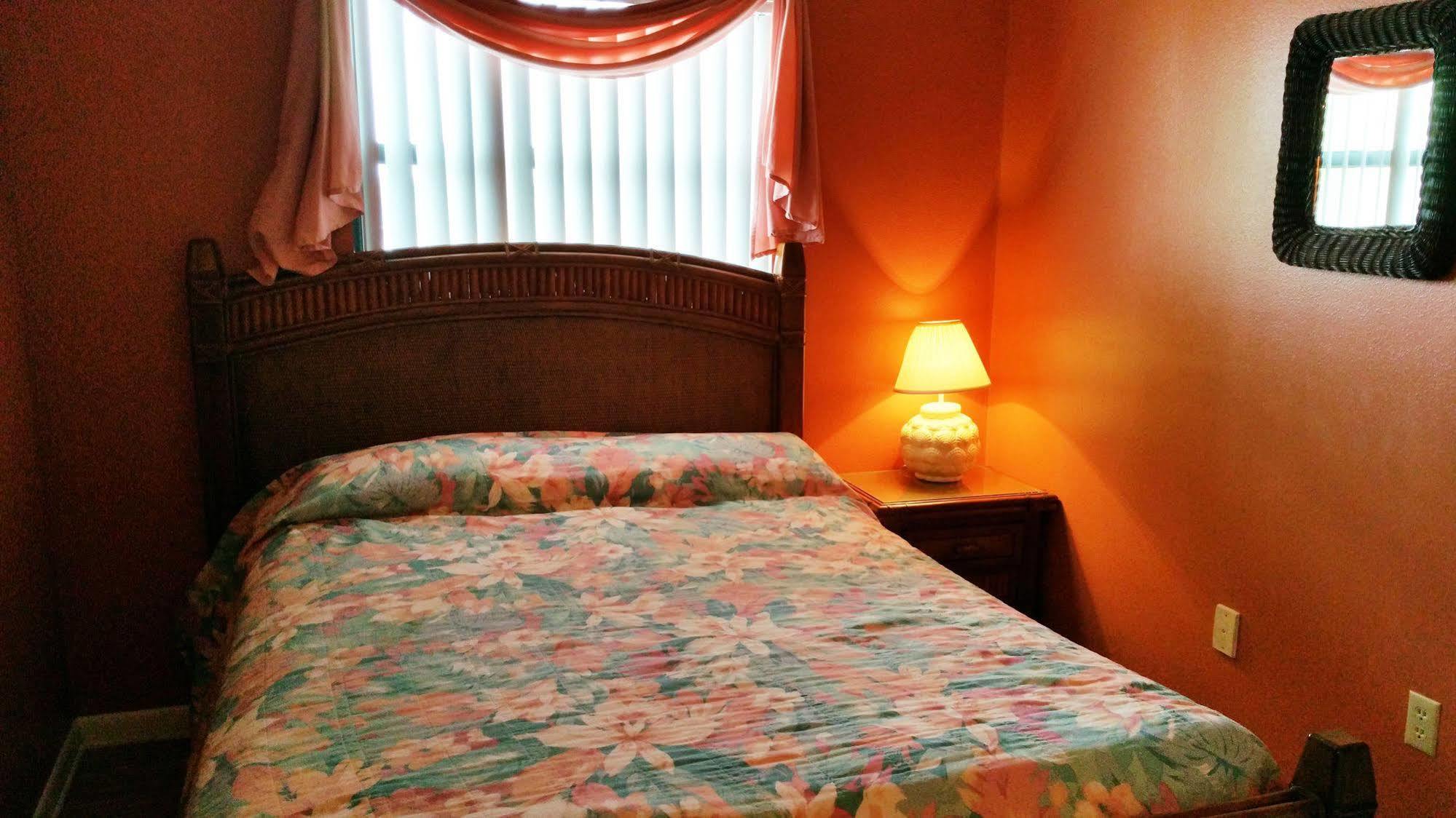 Las Brisas Hotel Madeira Beach