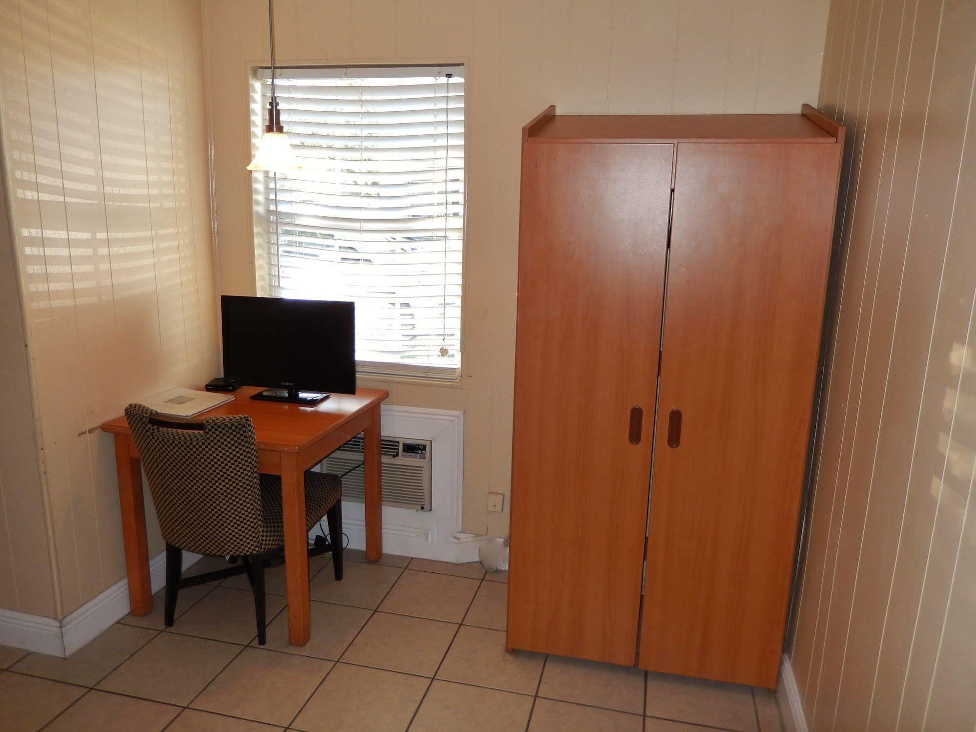 Haven - Lauderdale Airport & Cruise Port Motel