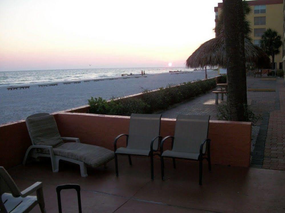 Hotel Las Brisas 2*