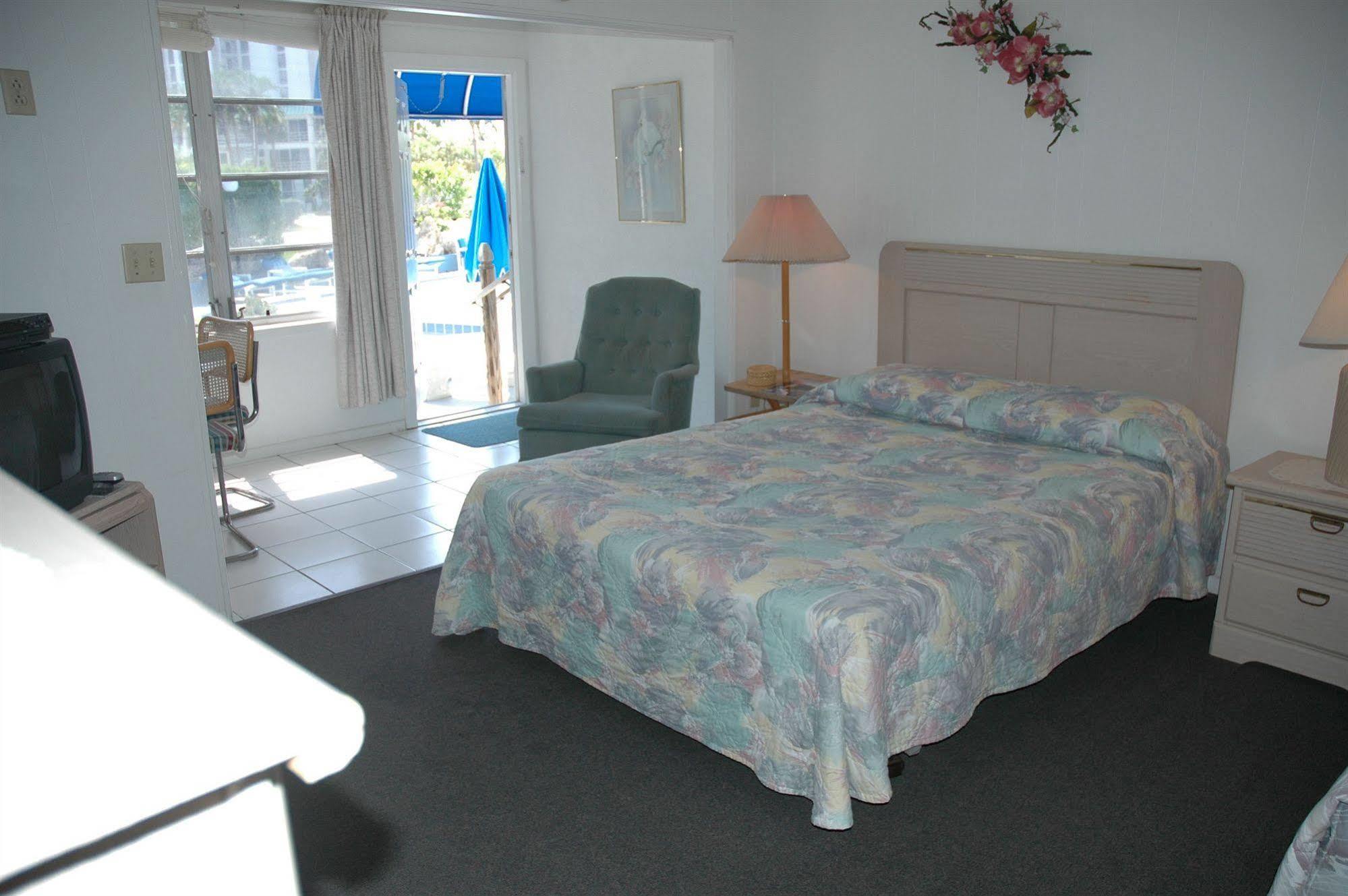 Hotel Dolphin