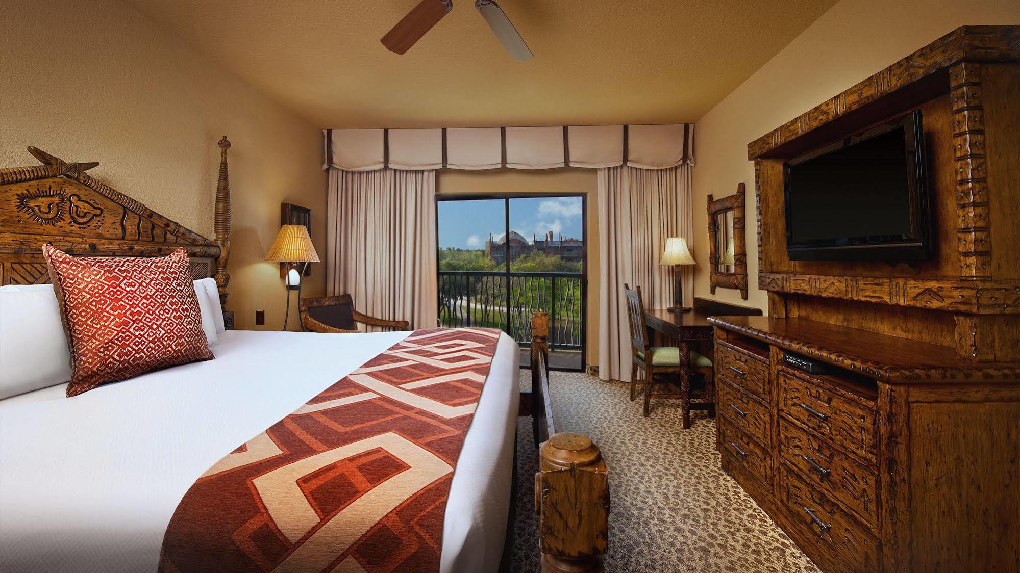 Disney's Animal Kingdom - Kidani Village Hotel