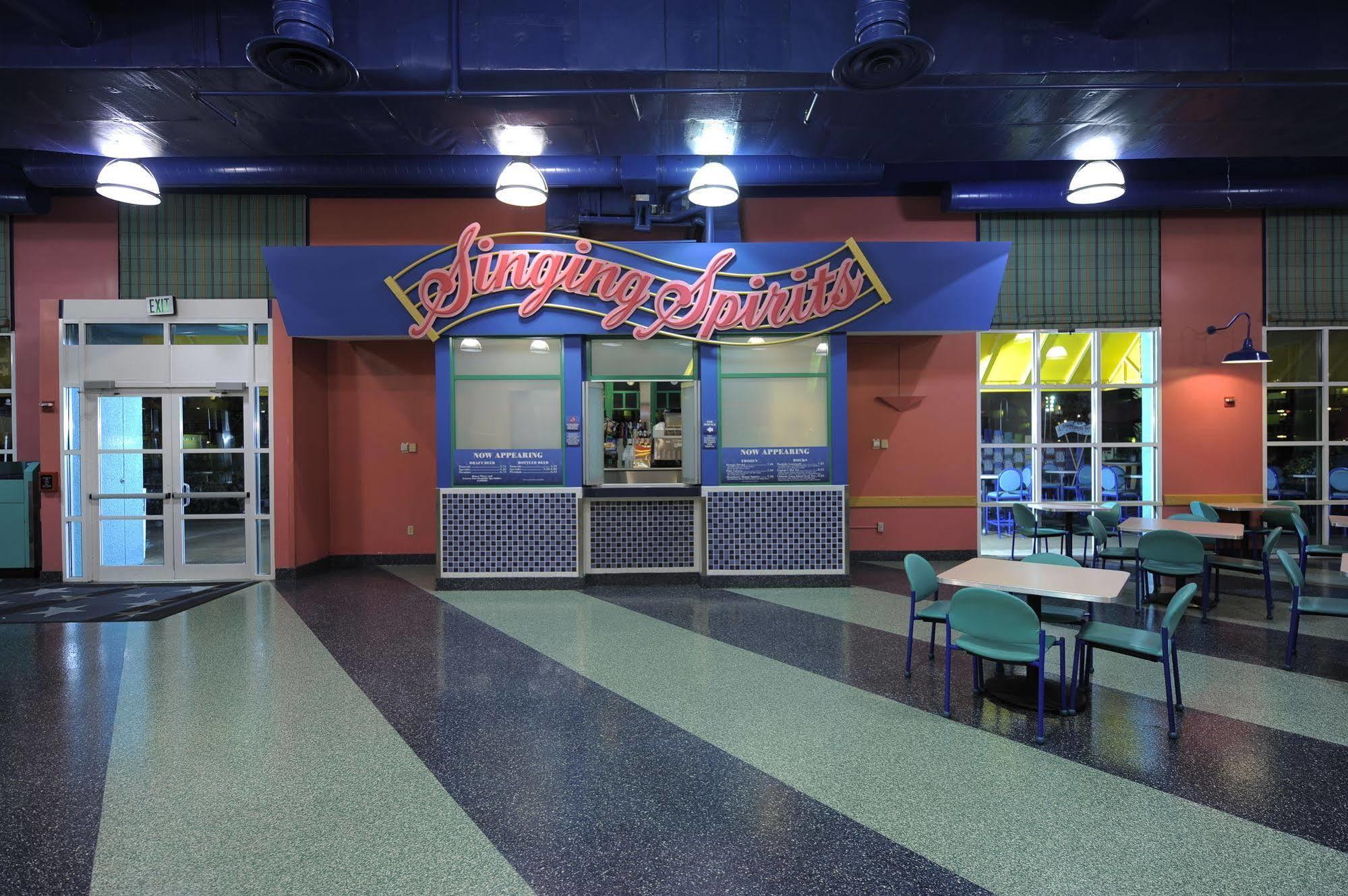 Hotel Disney's All-star Music