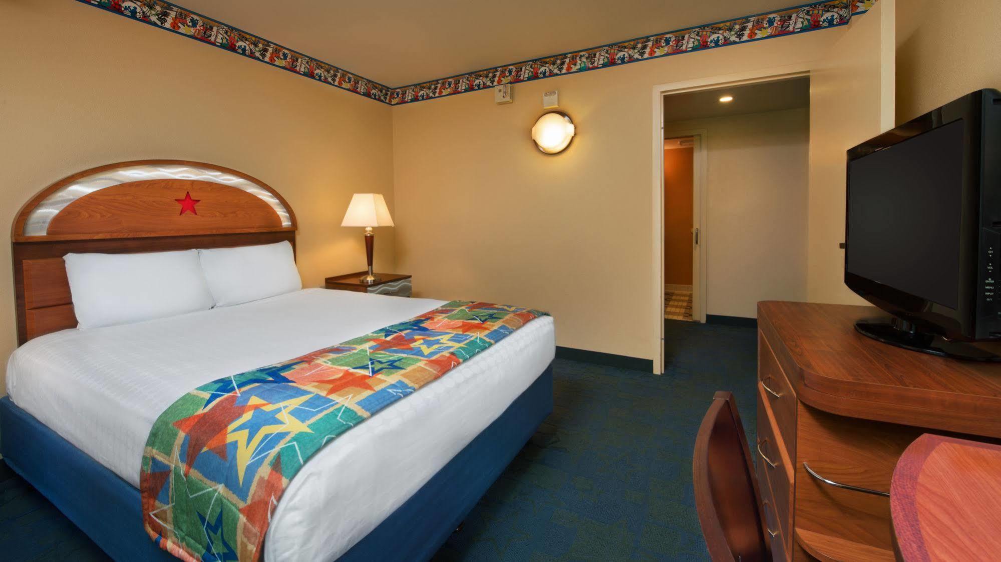 Hotel Disney's All-star Music 3*