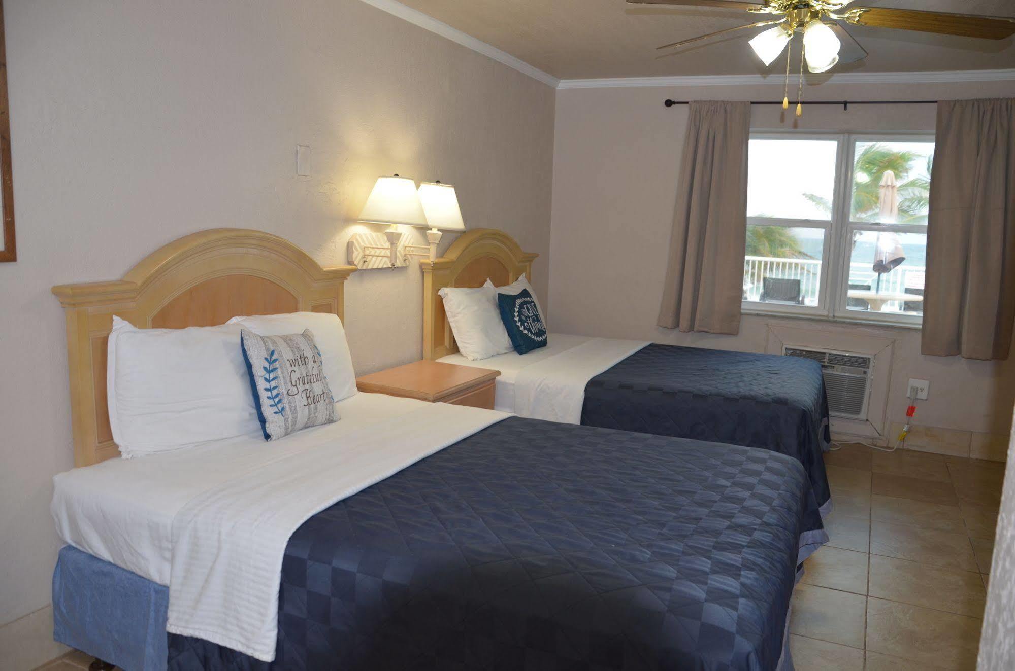 Hotel La Terrace Oceanfront