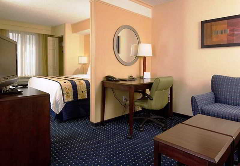 Springhill Airport Hotel