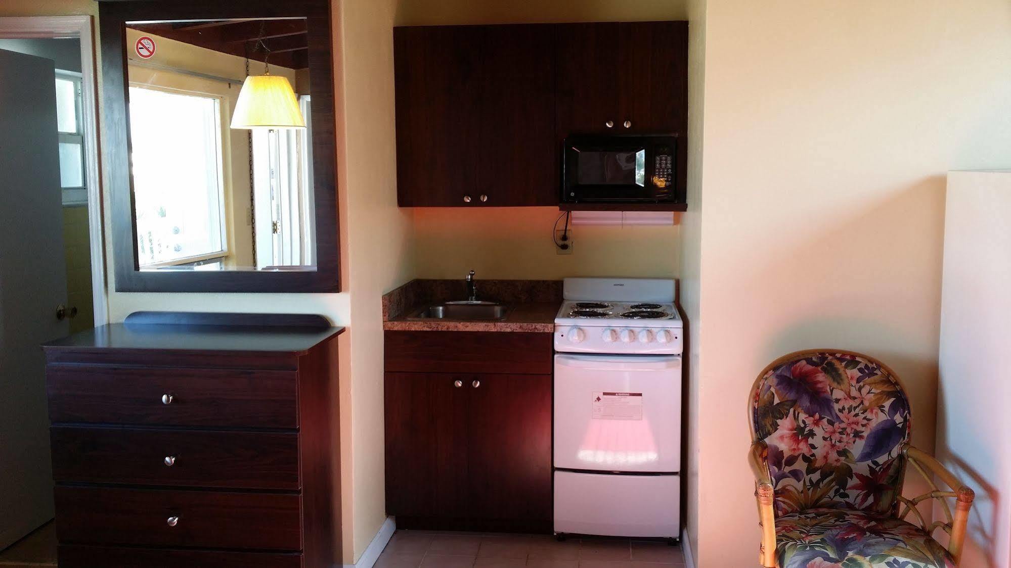 The Palms On Ocean Motel Pompano Beach