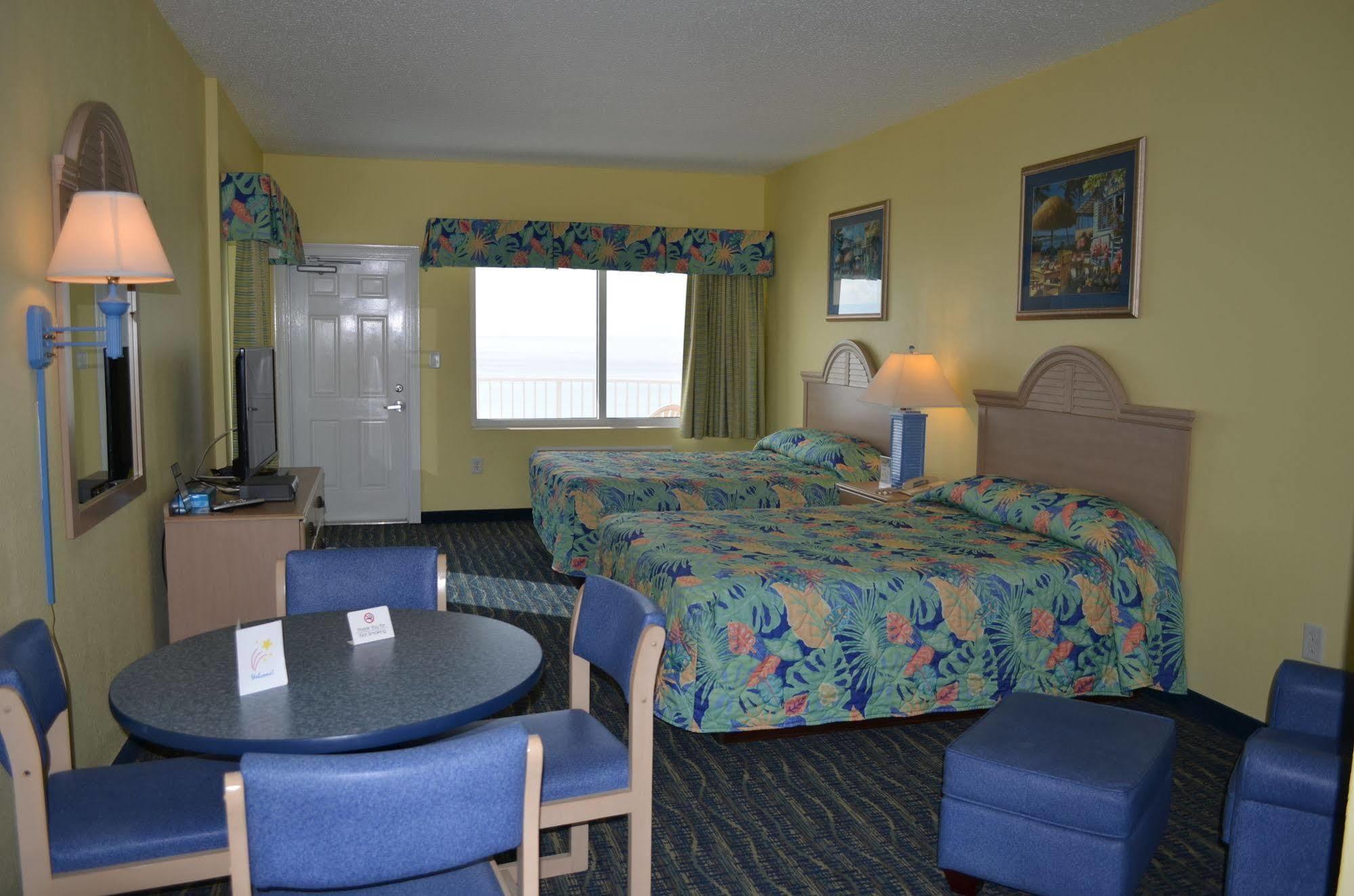 Motel Palmetto & On The 3*