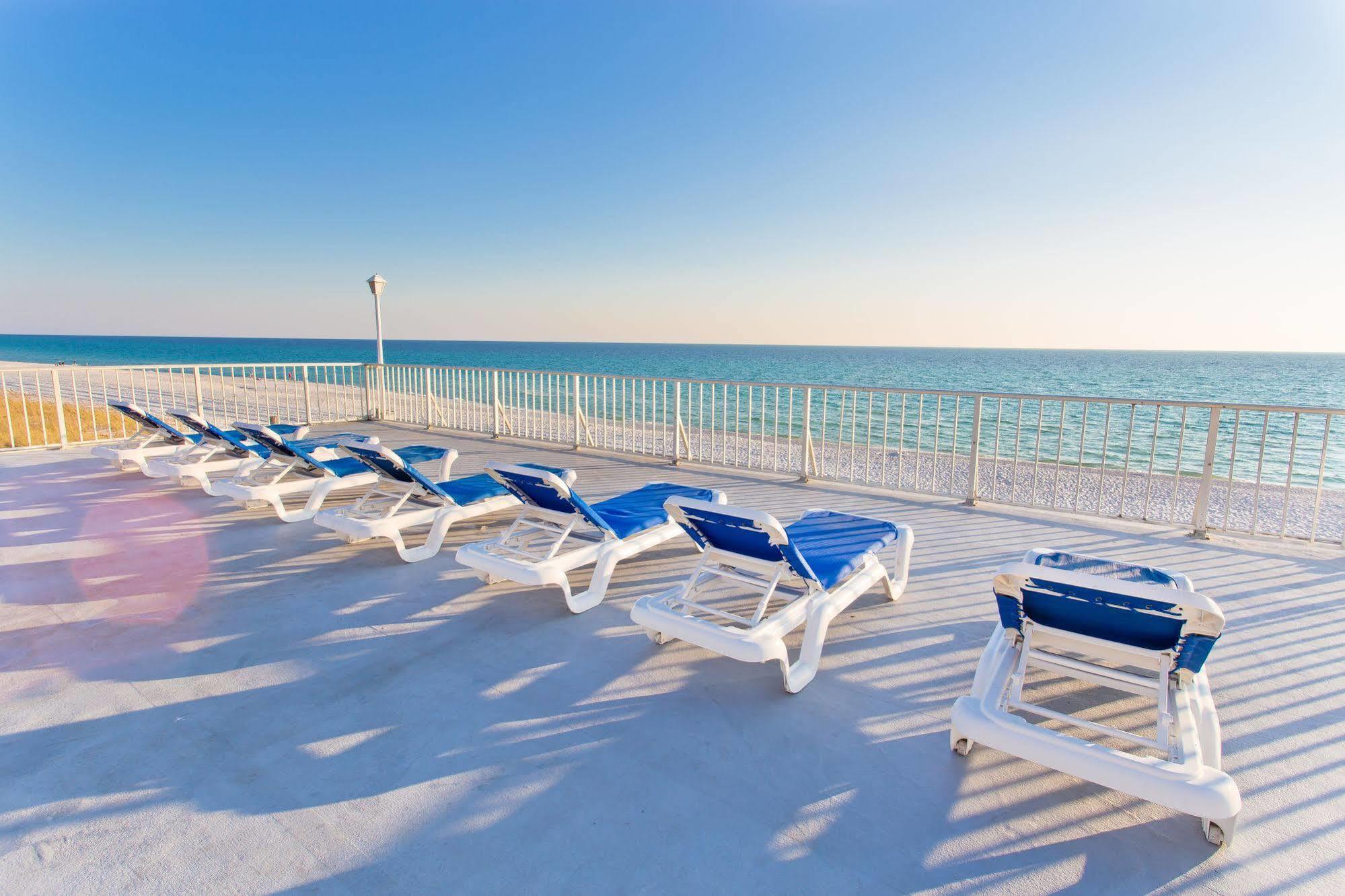 Beachside Panama 2*