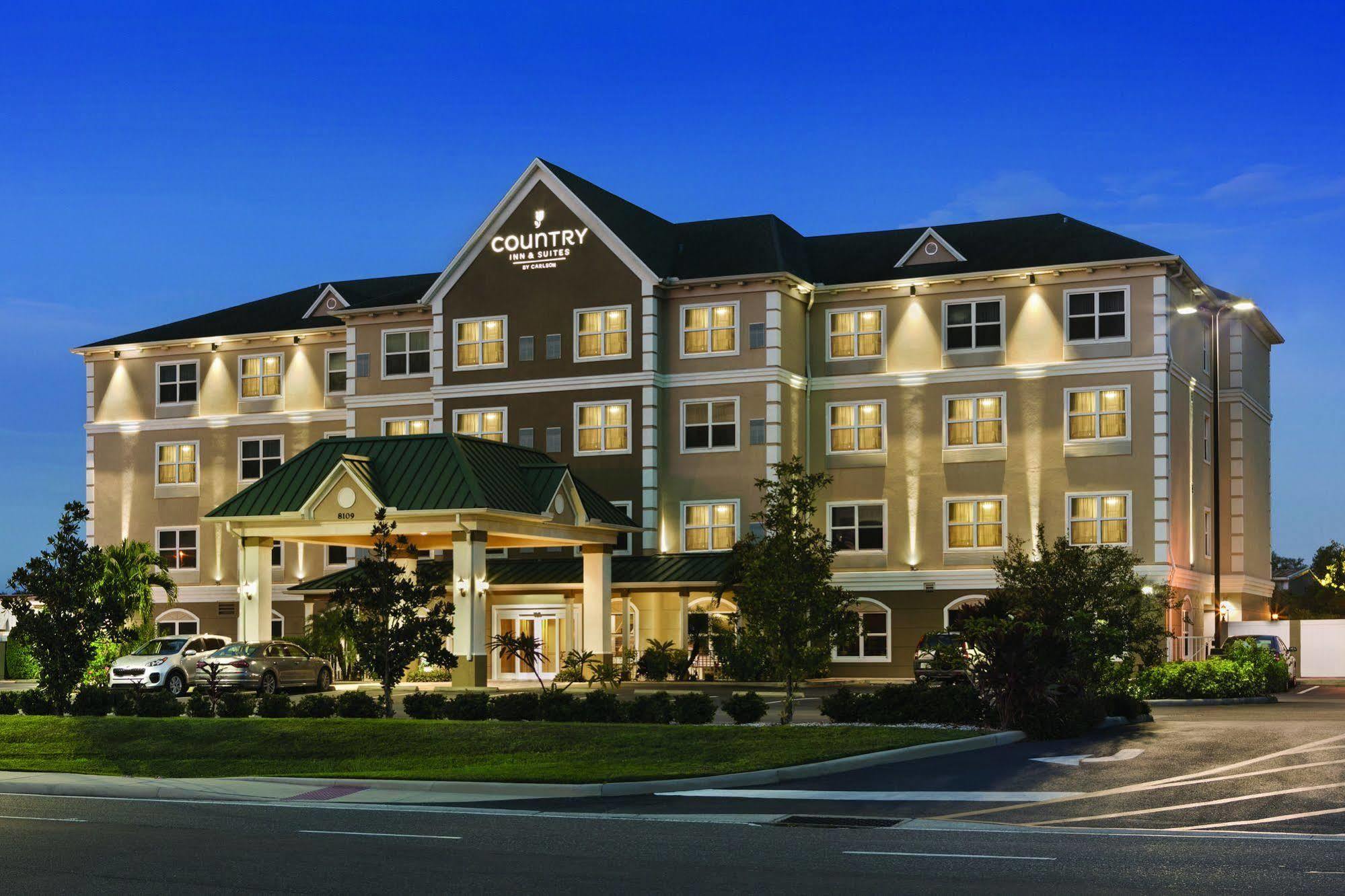 Hotel Country & By Radisson, Airport North, Fl 3*
