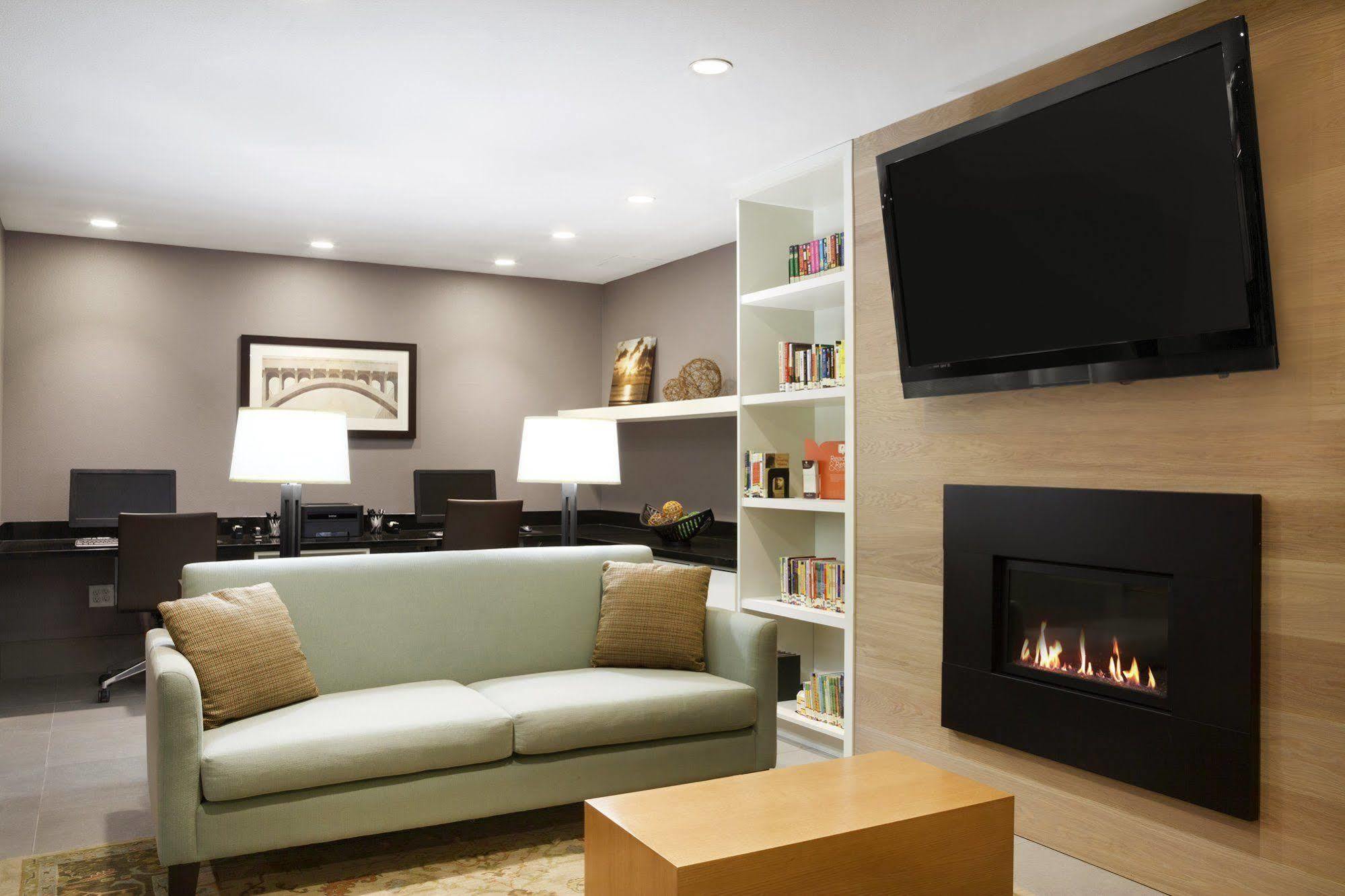 Hotel Country & By Radisson, Airport North, Fl Tampa