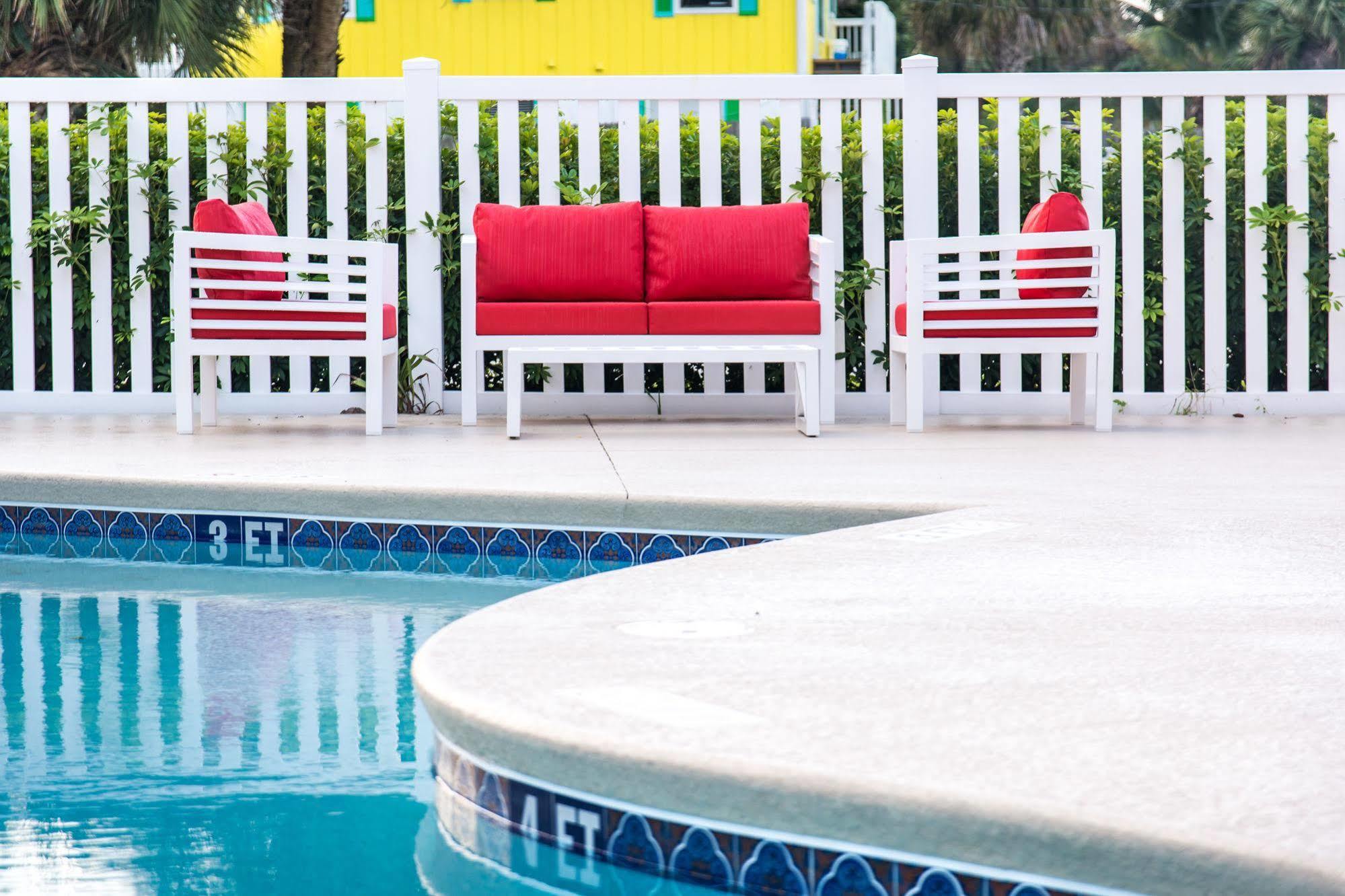 Royal Hutchinson Island