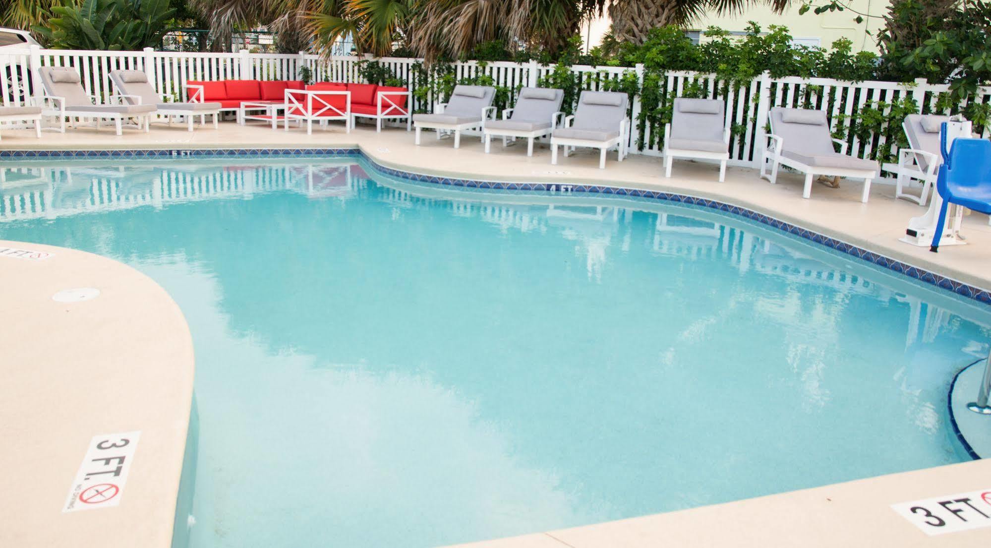 Hotel Royal Hutchinson Island