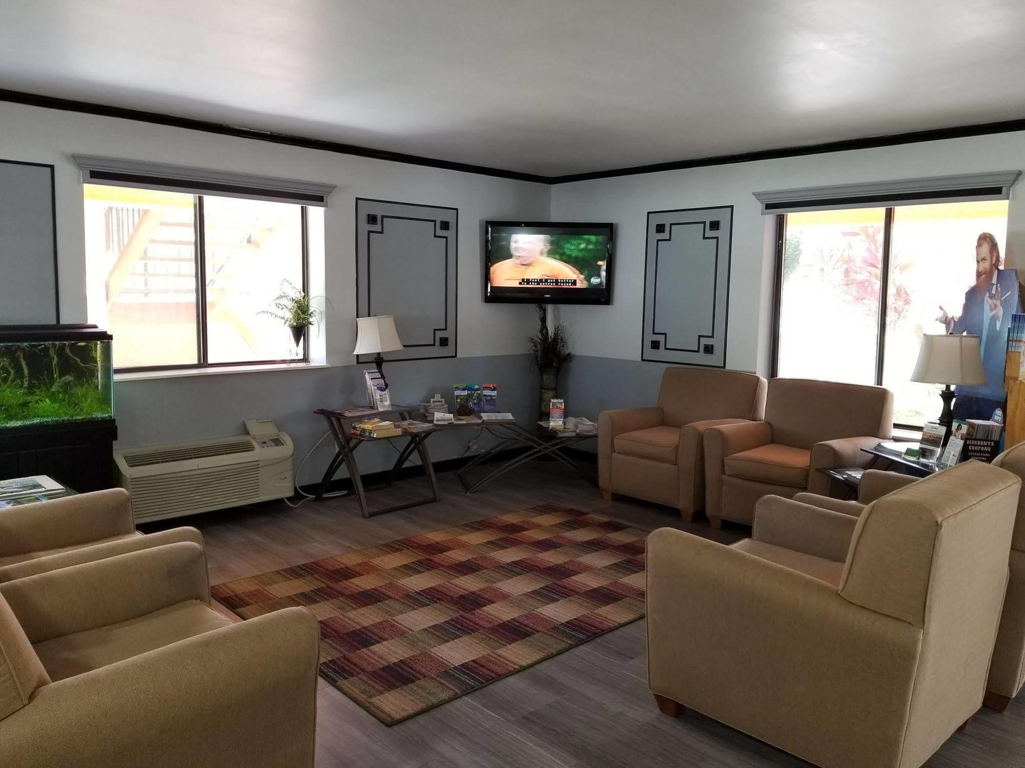 Hotel Super 8 By Wyndham *