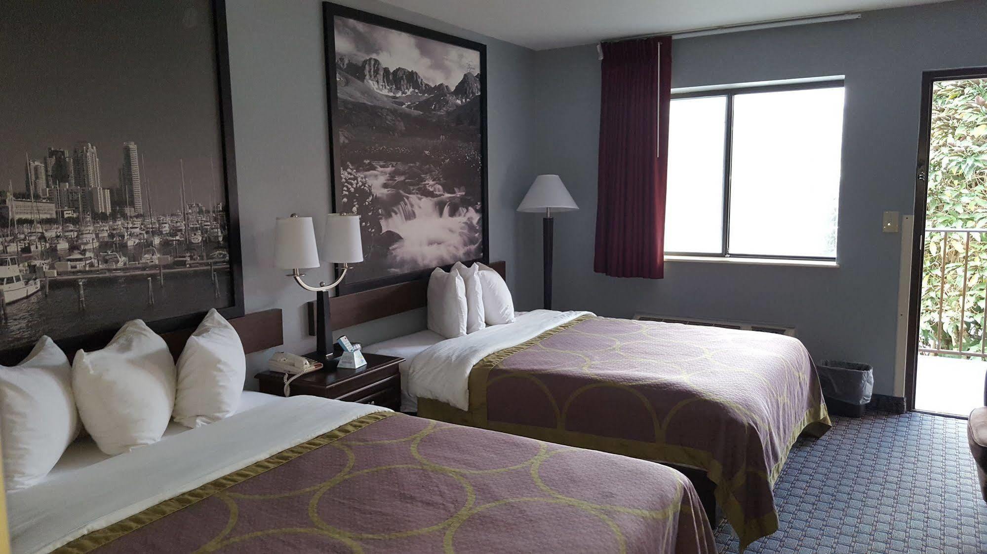 Hotel Super 8 By Wyndham