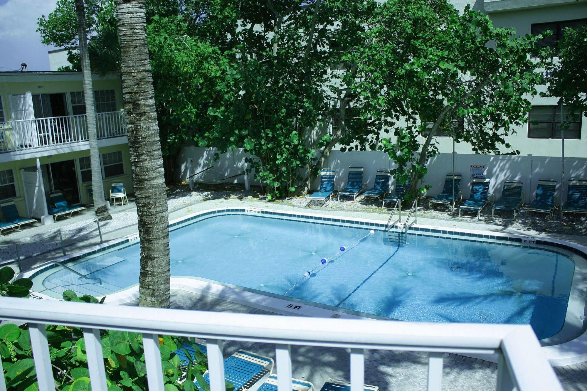 Coquina On The Apartment *