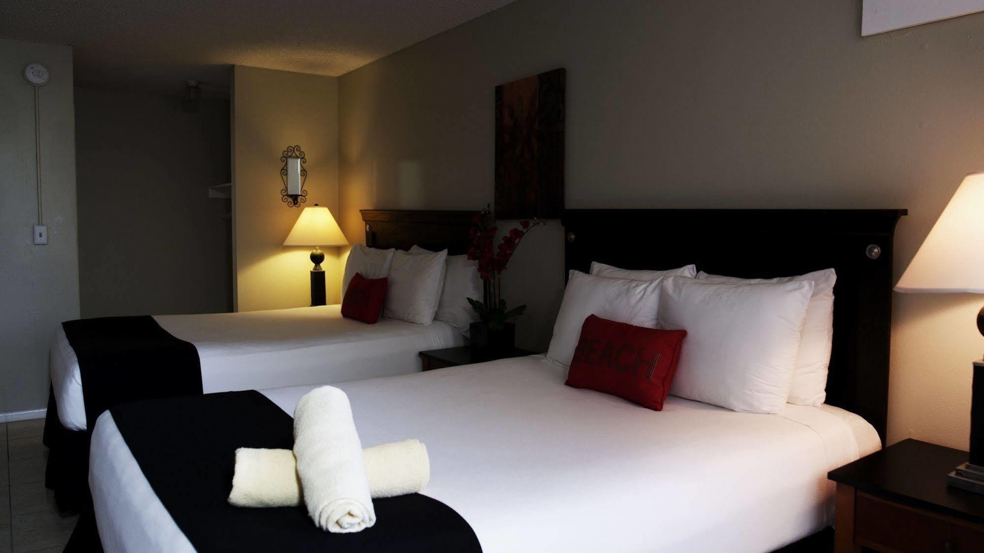 Rooftop - Clothing Optional - Adult Only Hotel Hollywood