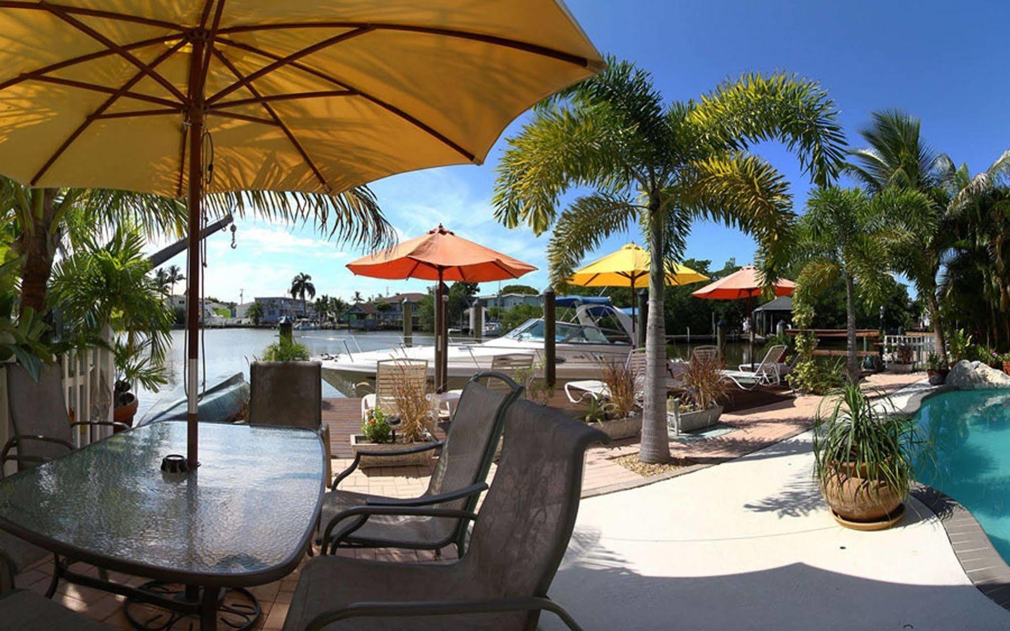 Manatee Bay 3* Fort Myers Beach