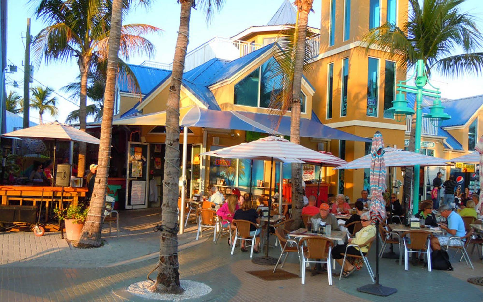 Inn Manatee Bay 3*